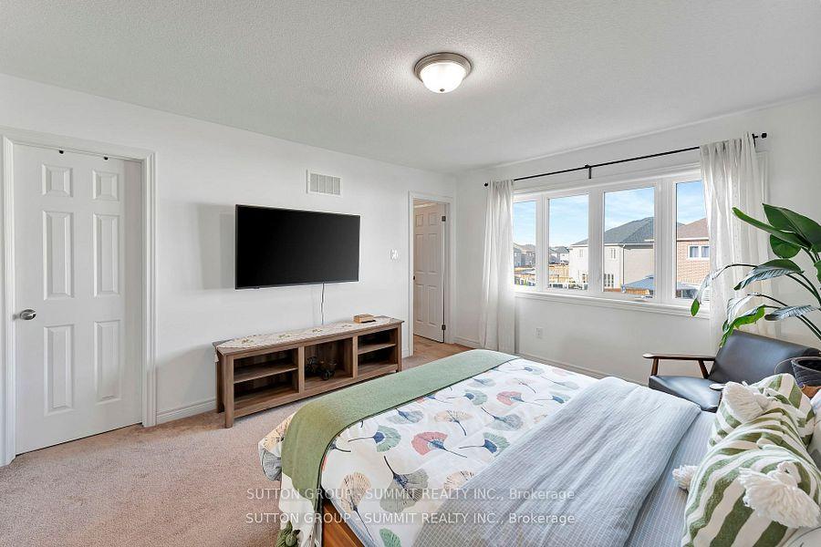 Photo 16 of 83 Hartley Avenue, Brant, Paris — HOMEH
