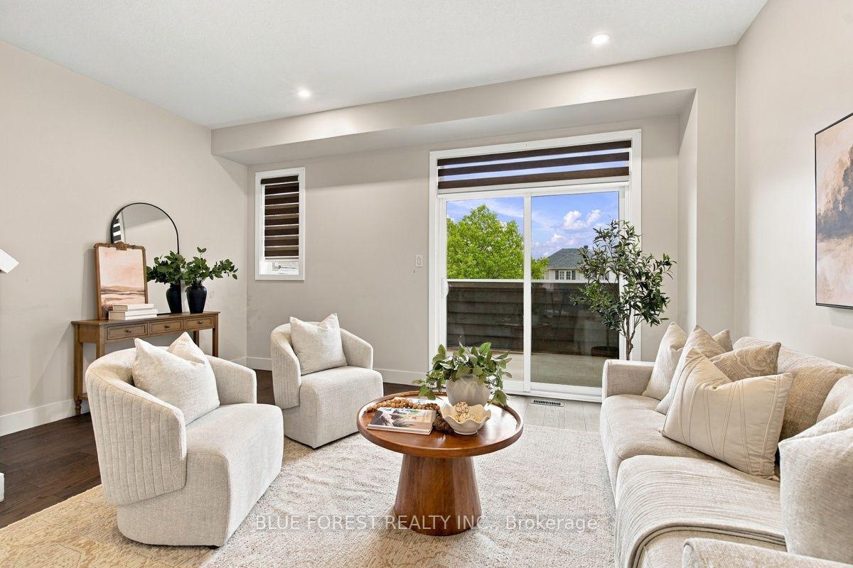 Photo 11 of 2112 Meadowgate Boulevard, London, South U — HOMEH