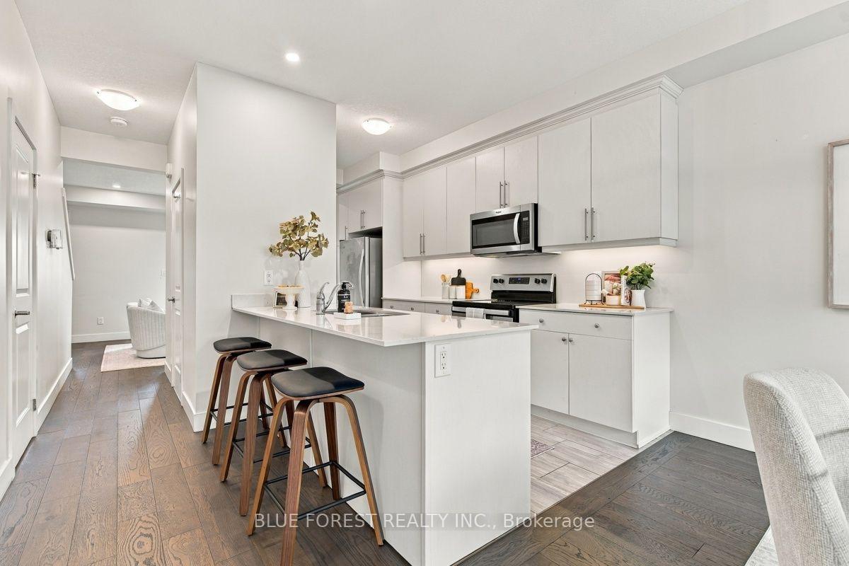 Photo 17 of 2112 Meadowgate Boulevard, London, South U — HOMEH