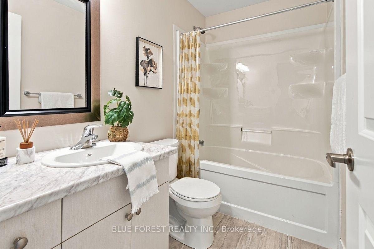 Photo 33 of 2112 Meadowgate Boulevard, London, South U — HOMEH