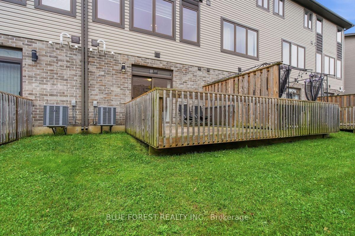 Photo 36 of 2112 Meadowgate Boulevard, London, South U — HOMEH