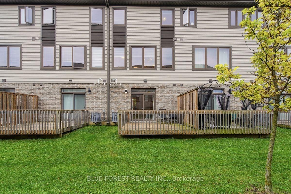Photo 37 of 2112 Meadowgate Boulevard, London, South U — HOMEH