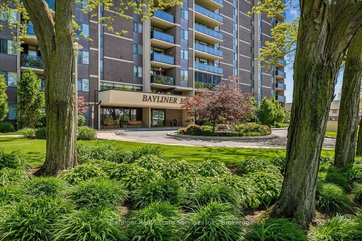 Photo 2 of Unit 709, 301 Frances Avenue, Hamilton, Lakeshore — HOMEH