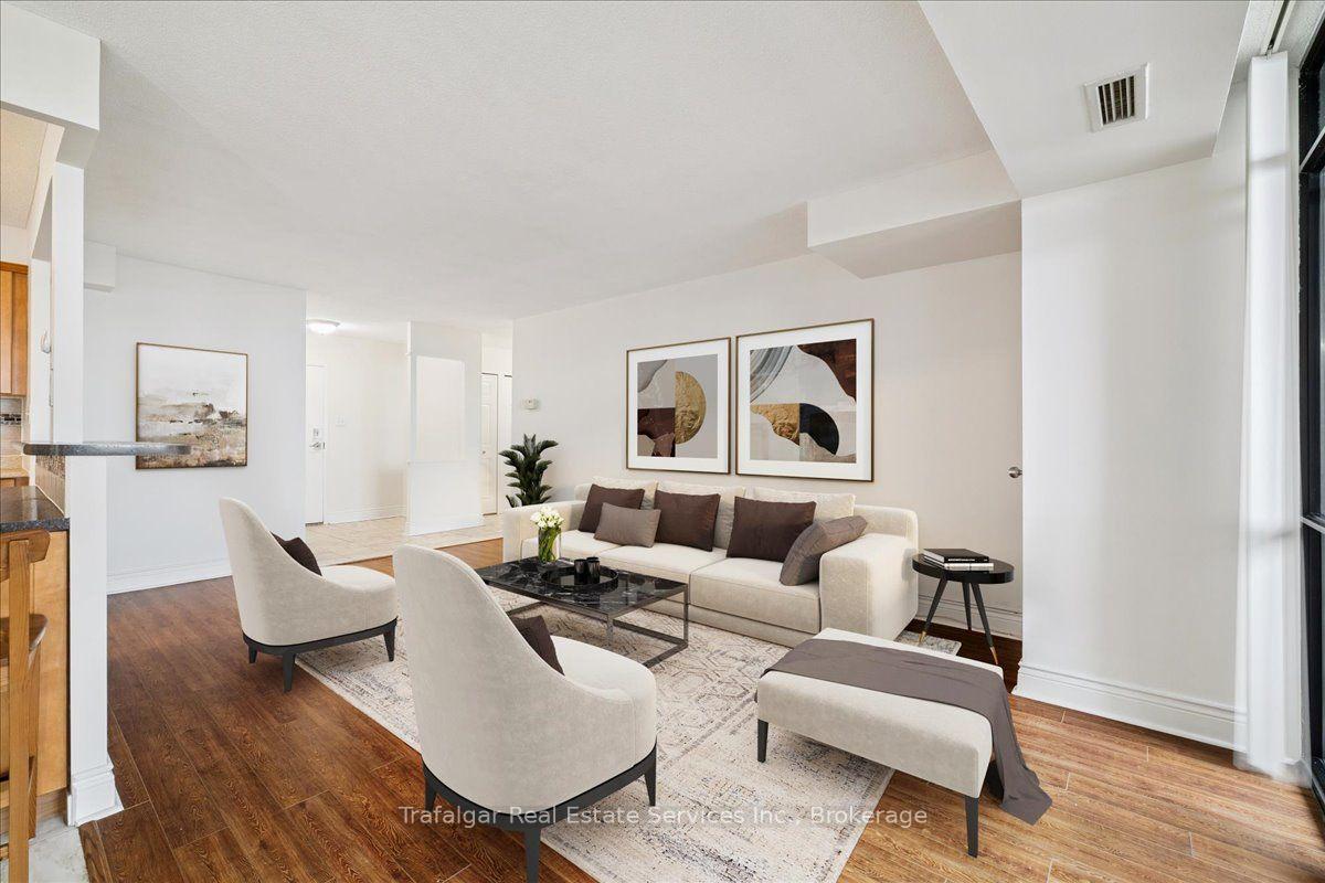 Photo 8 of Unit 709, 301 Frances Avenue, Hamilton, Lakeshore — HOMEH