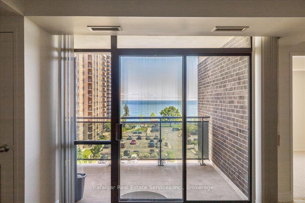 Photo 16 of Unit 709, 301 Frances Avenue, Hamilton, Lakeshore — HOMEH
