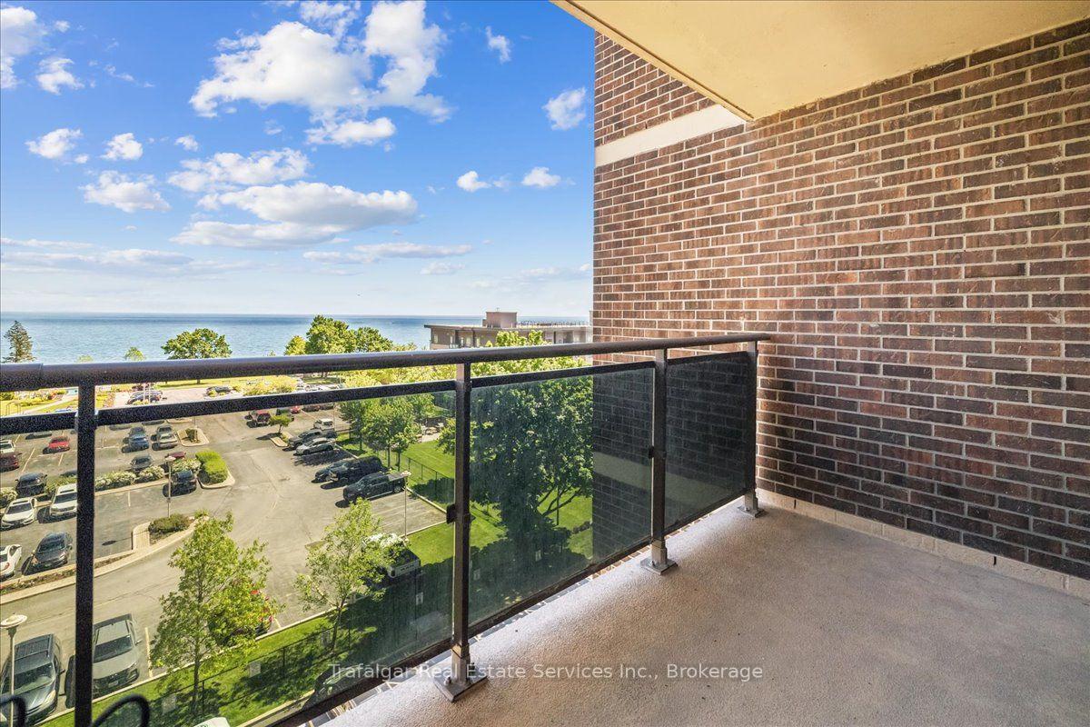 Photo 18 of Unit 709, 301 Frances Avenue, Hamilton, Lakeshore — HOMEH