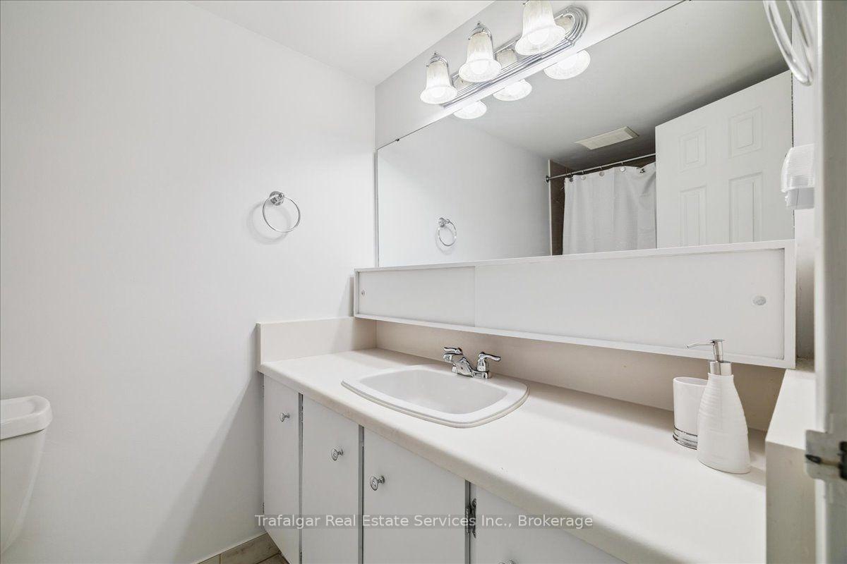 Photo 29 of Unit 709, 301 Frances Avenue, Hamilton, Lakeshore — HOMEH