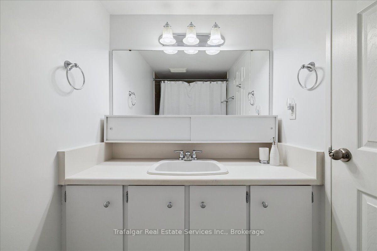 Photo 30 of Unit 709, 301 Frances Avenue, Hamilton, Lakeshore — HOMEH