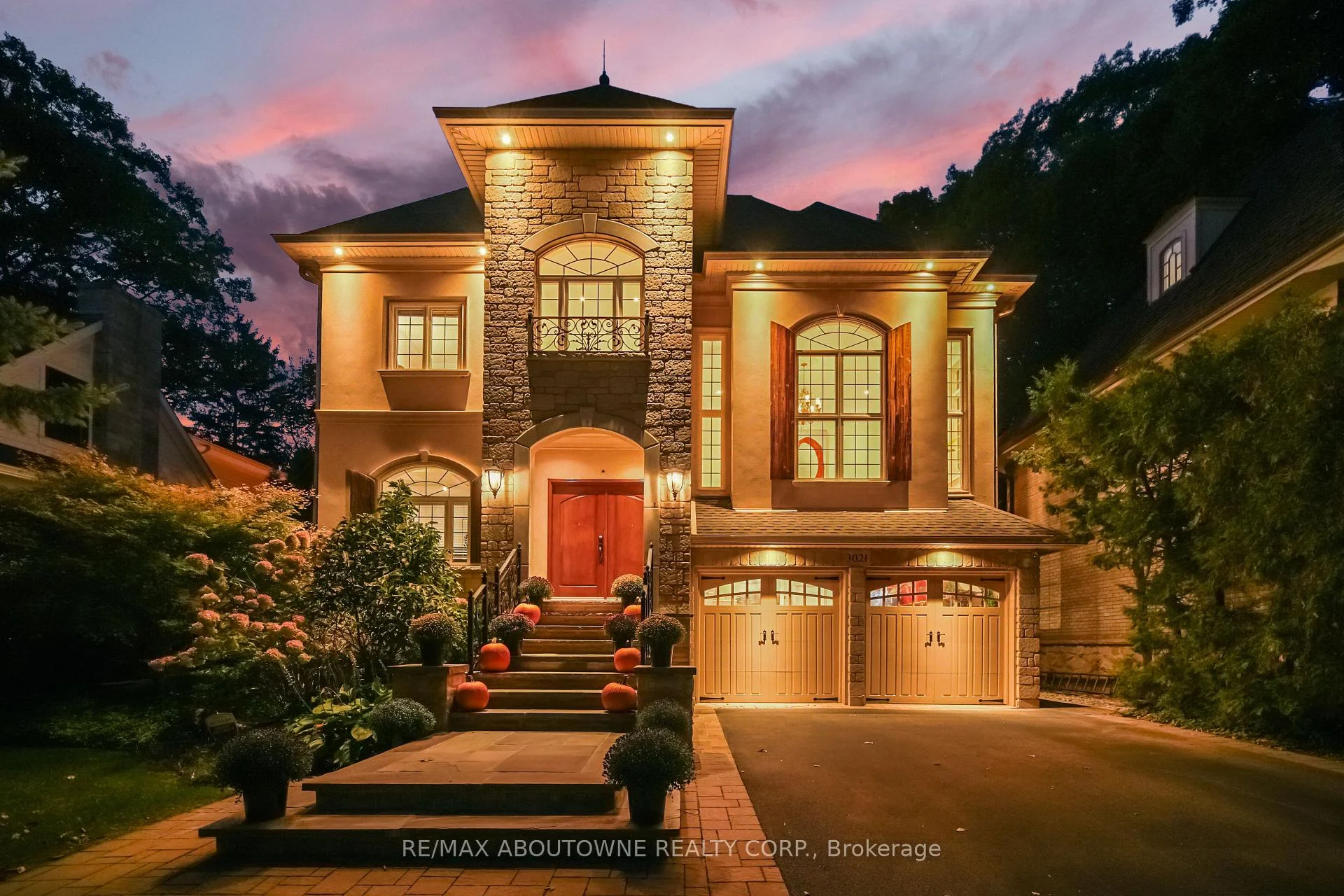 Photo of 3021 Woodland Park Drive