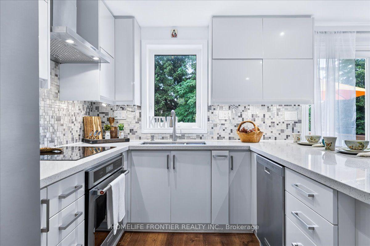Photo 15 of 345 Windermere Avenue, Toronto, High Park-Swansea — HOMEH