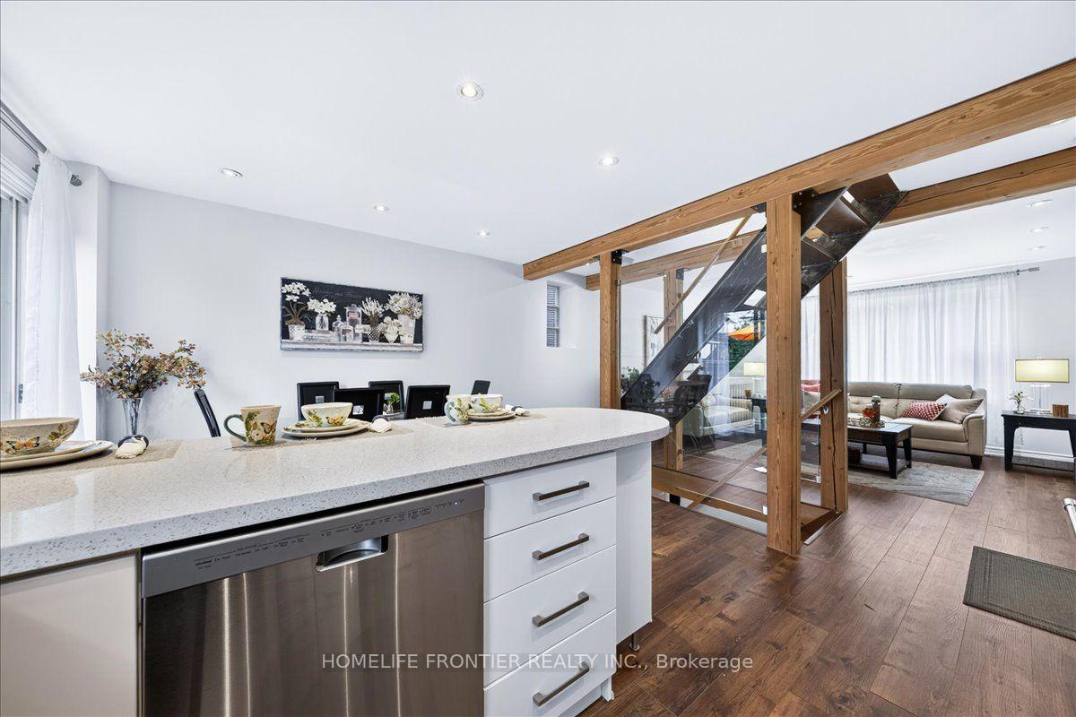 Photo 17 of 345 Windermere Avenue, Toronto, High Park-Swansea — HOMEH
