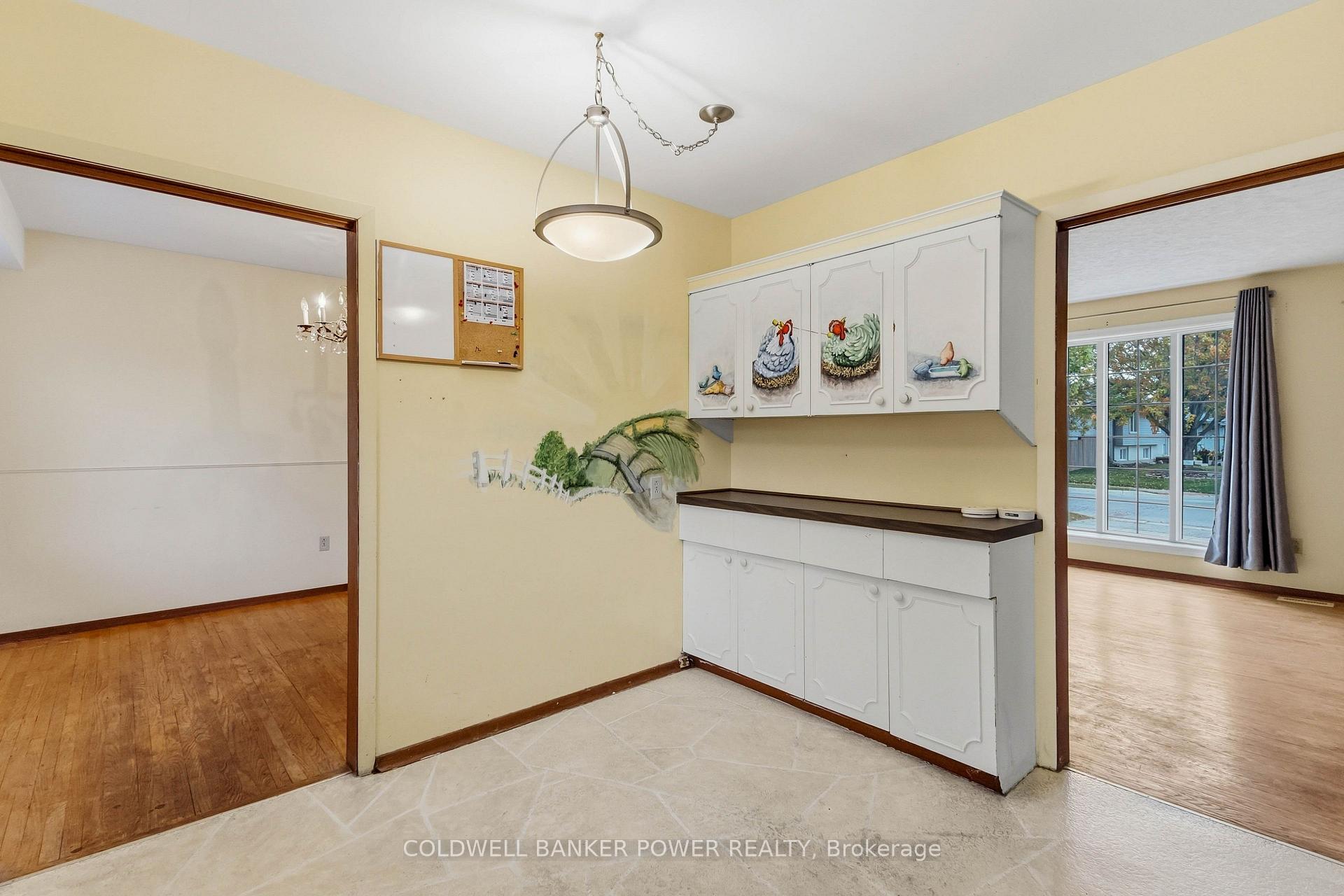 Photo 13 of 177 Millbank Drive, London, South S — HOMEH