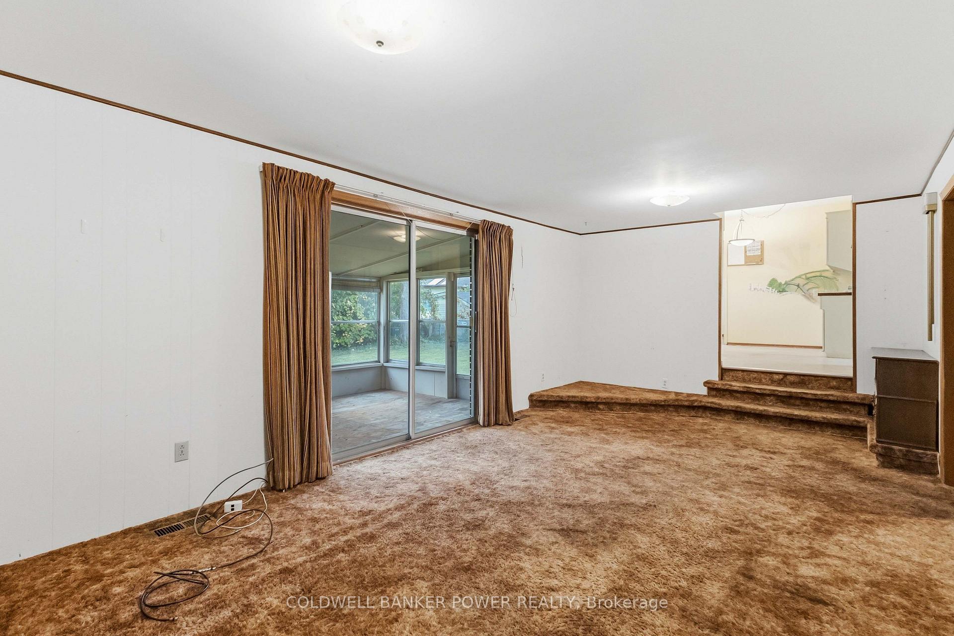 Photo 15 of 177 Millbank Drive, London, South S — HOMEH
