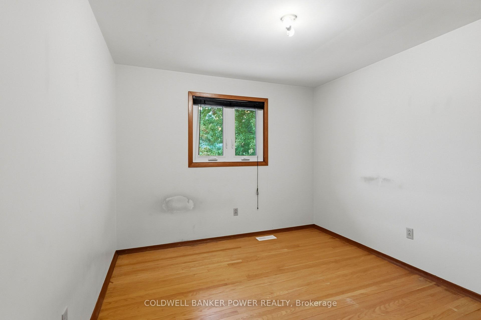Photo 26 of 177 Millbank Drive, London, South S — HOMEH