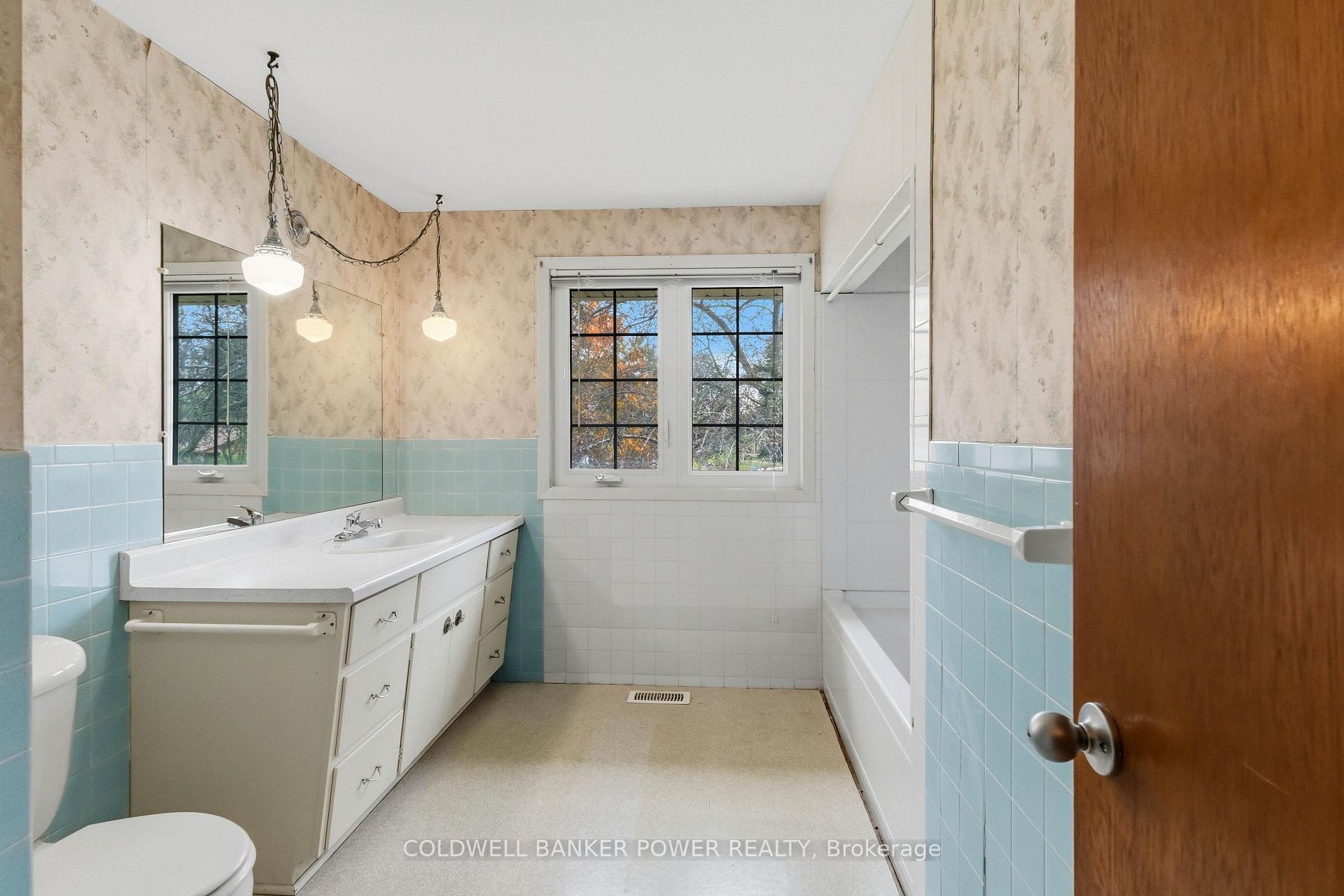 Photo 28 of 177 Millbank Drive, London, South S — HOMEH