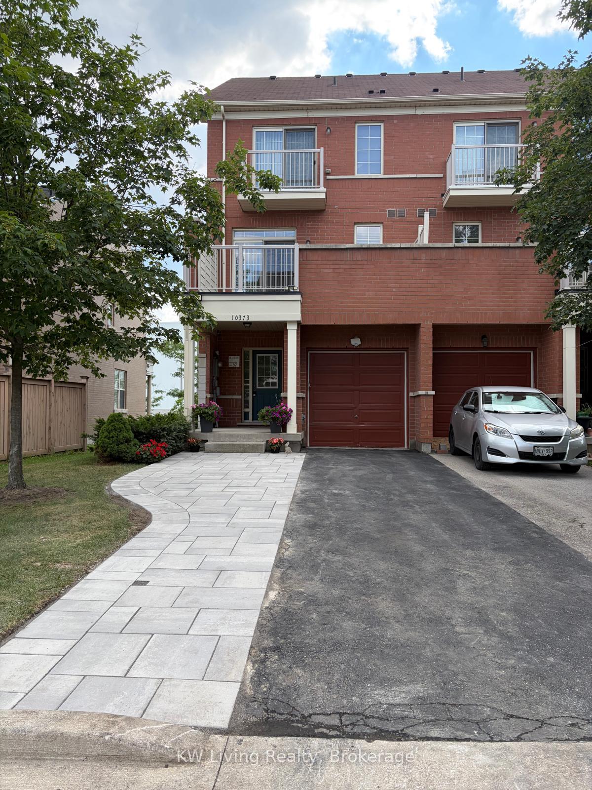 Photo 7 of 10373 Woodbine Avenue E, Markham, Cathedraltown — HOMEH