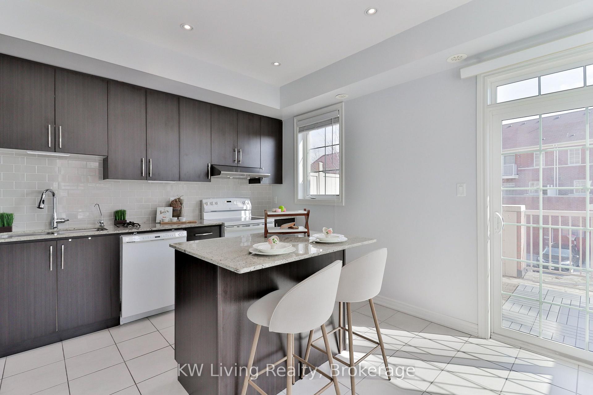 Photo 64 of 10373 Woodbine Avenue E, Markham, Cathedraltown — HOMEH