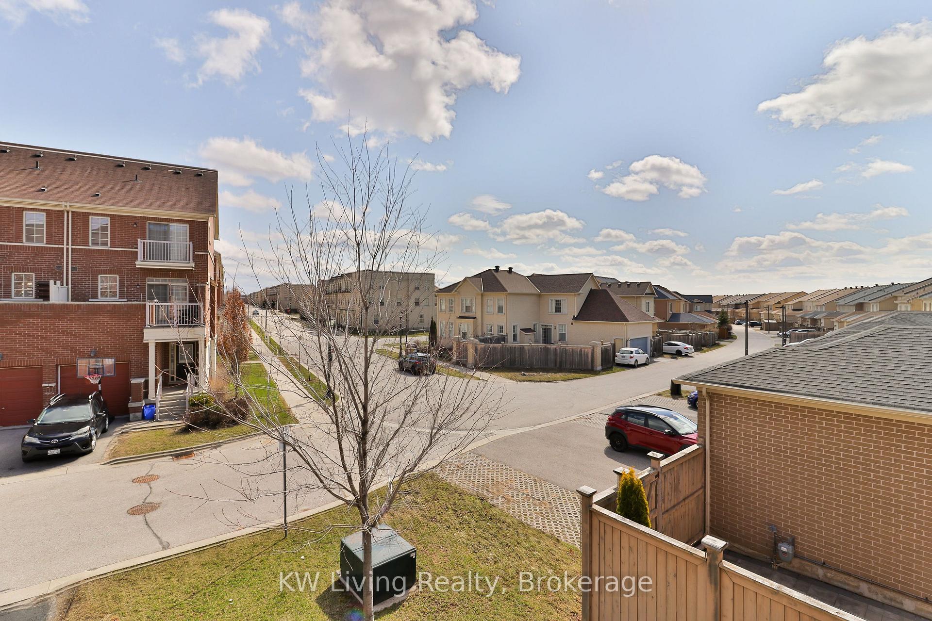 Photo 97 of 10373 Woodbine Avenue E, Markham, Cathedraltown — HOMEH