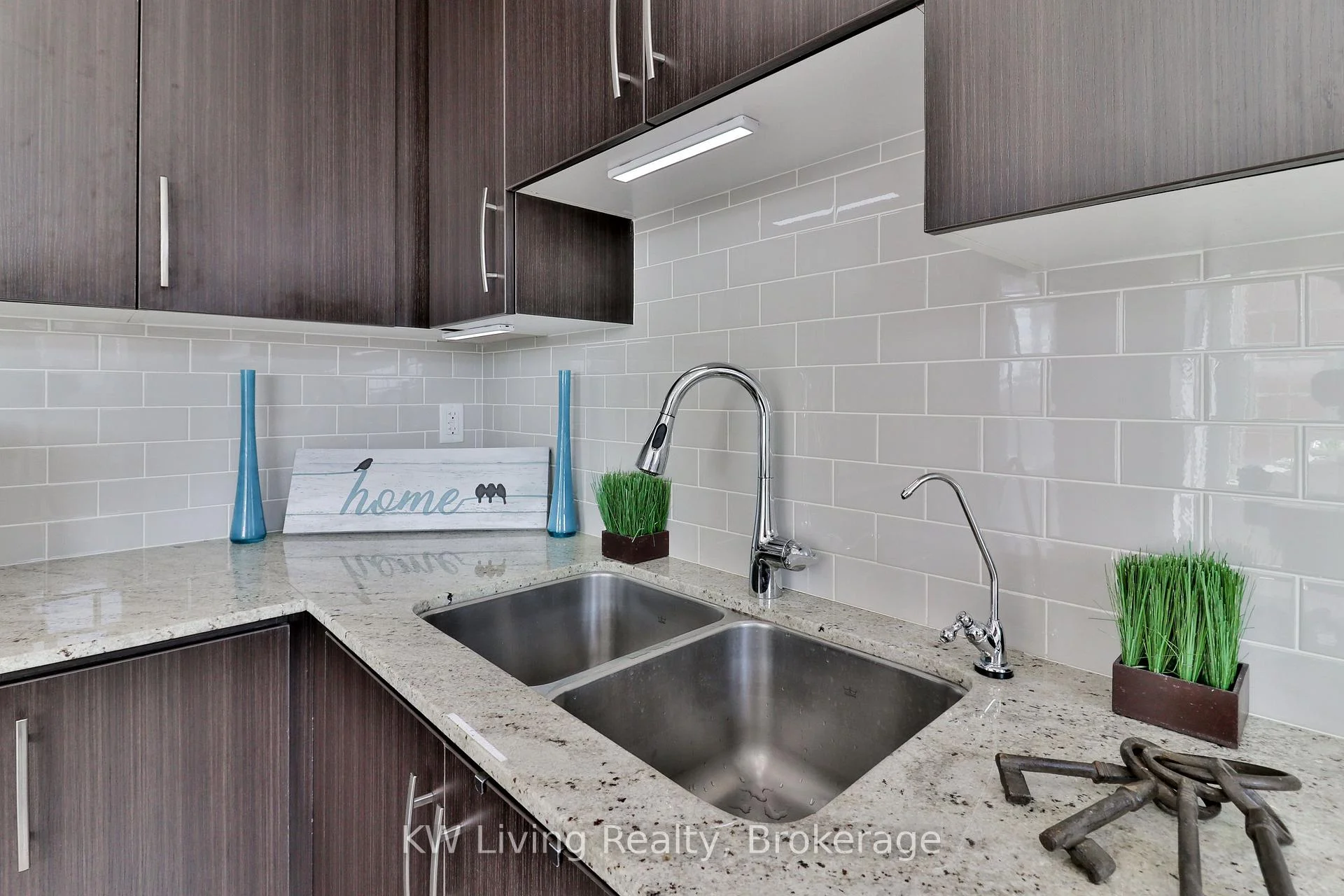 Photo 66 of 10373 Woodbine Avenue E, Markham, Cathedraltown — HOMEH