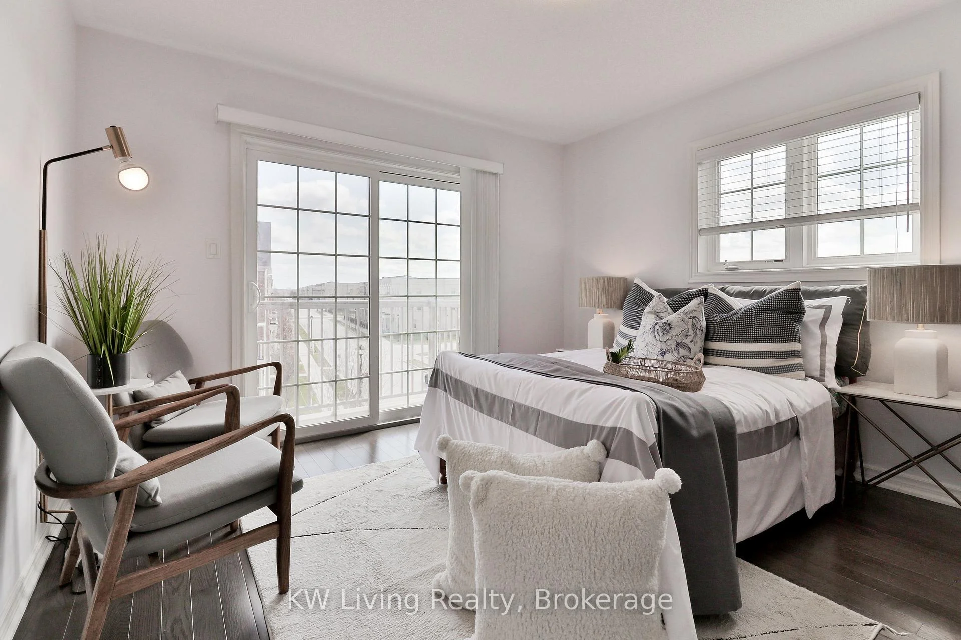 Photo 100 of 10373 Woodbine Avenue E, Markham, Cathedraltown — HOMEH