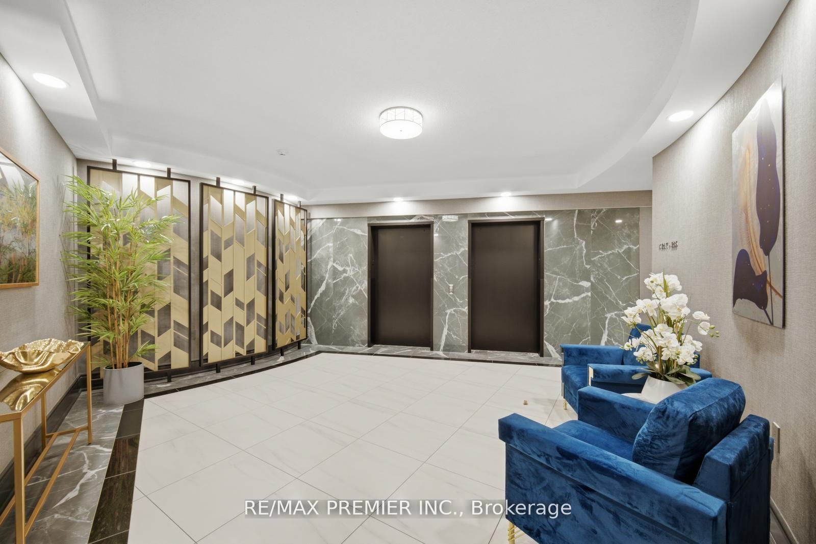 Photo 4 of Unit Ph 21, 8201 Islington Avenue, Vaughan, Islington Woods — HOMEH