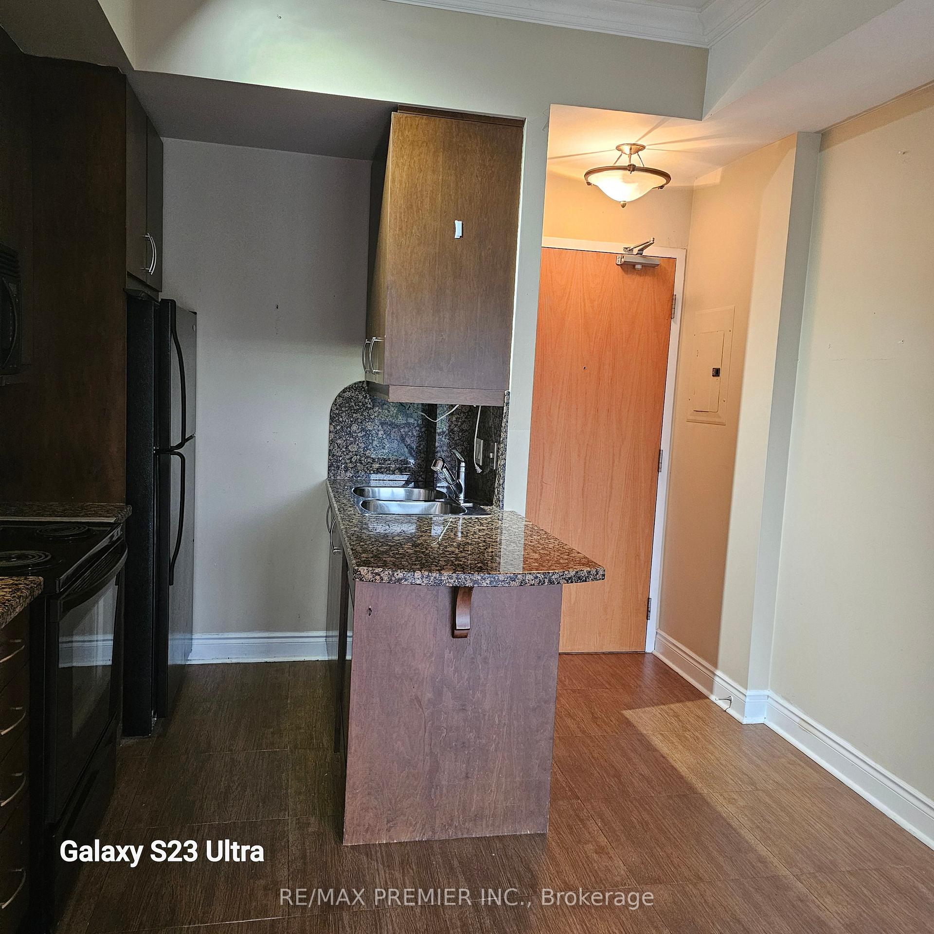 Photo 8 of Unit Ph 21, 8201 Islington Avenue, Vaughan, Islington Woods — HOMEH