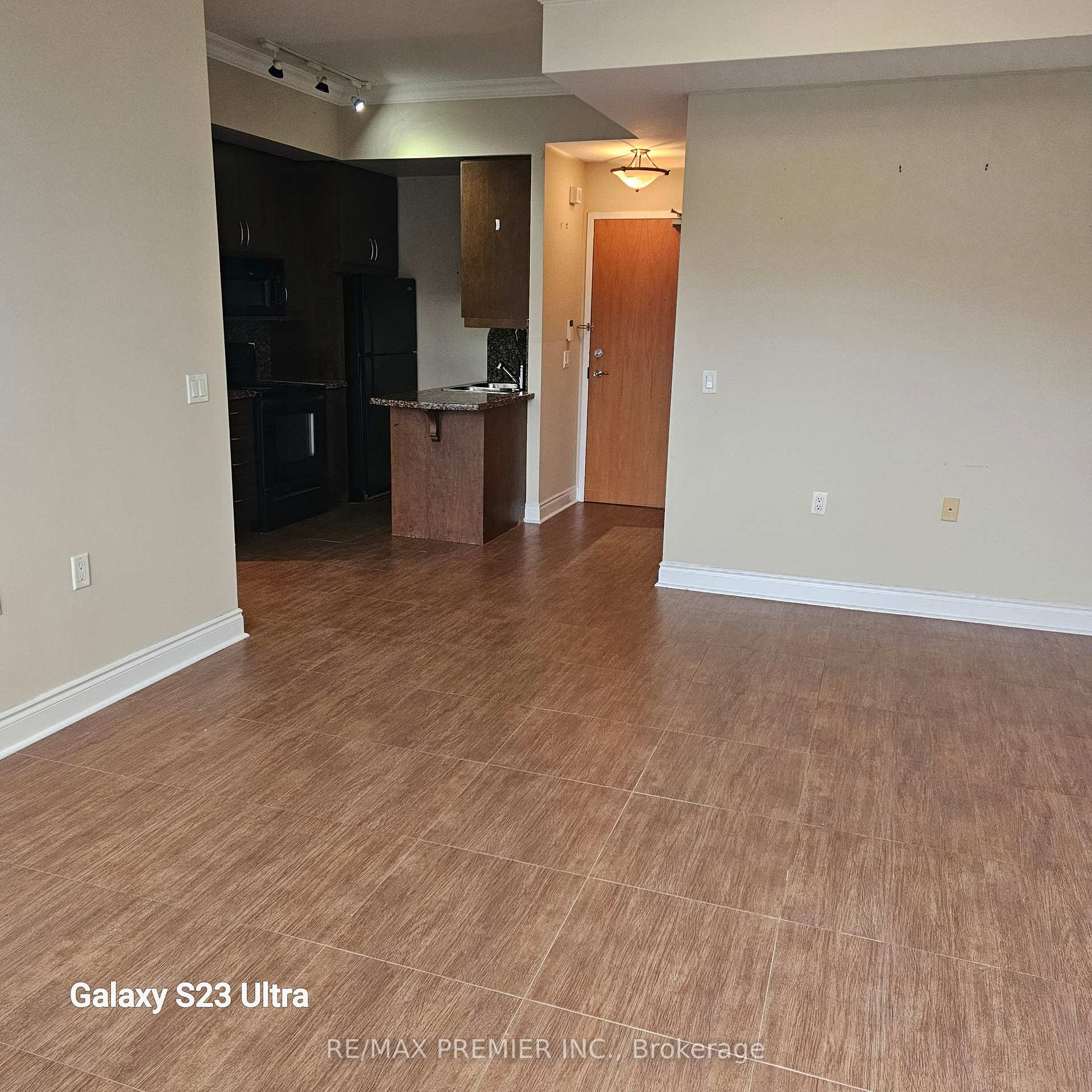 Photo 10 of Unit Ph 21, 8201 Islington Avenue, Vaughan, Islington Woods — HOMEH