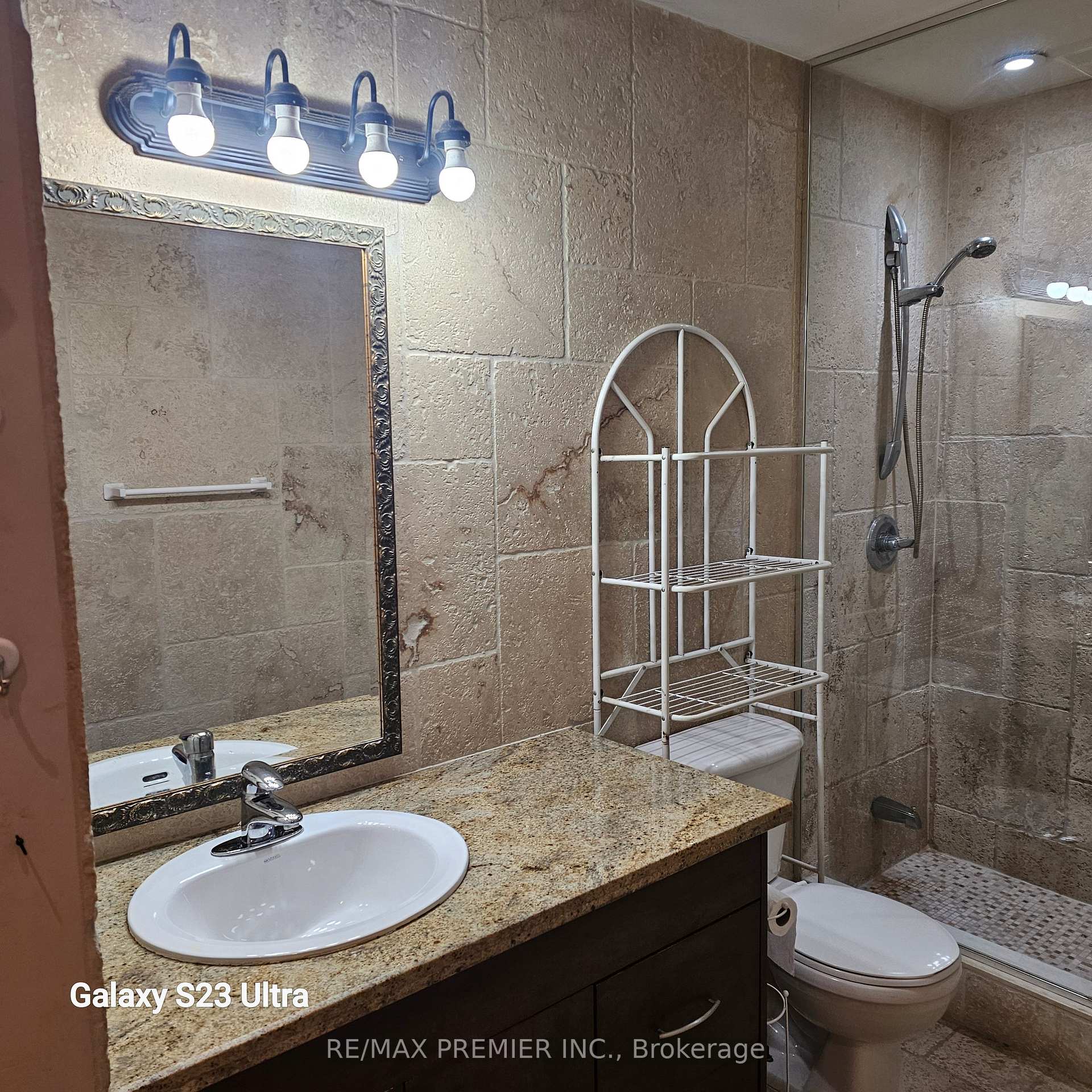 Photo 16 of Unit Ph 21, 8201 Islington Avenue, Vaughan, Islington Woods — HOMEH