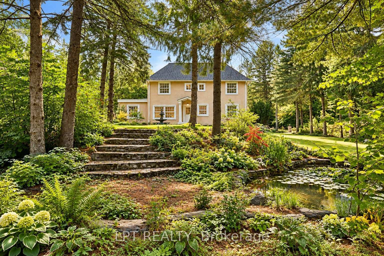 Photo 2 of 298 Wees Road, Uxbridge, Rural Uxbridge — HOMEH