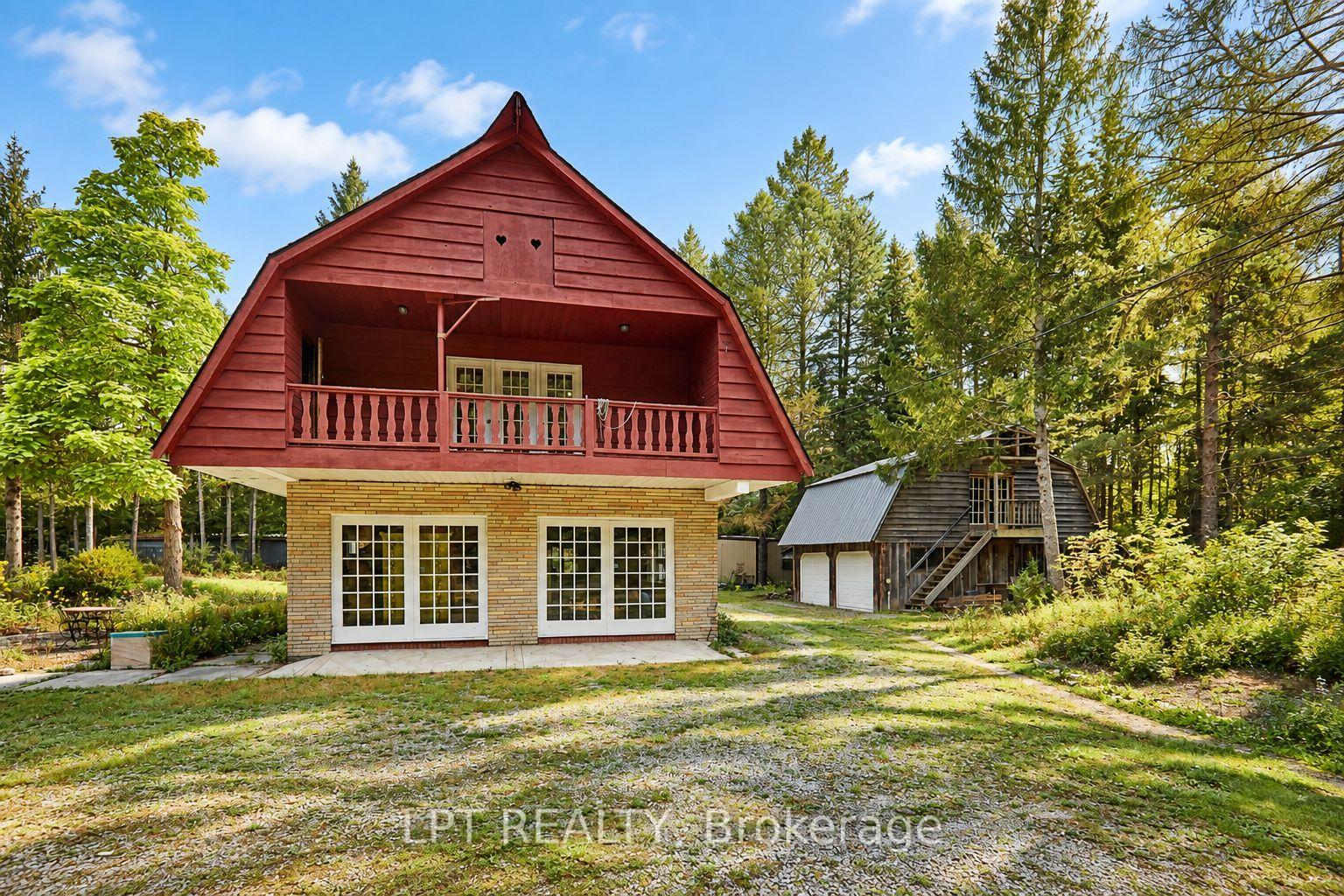 Photo 3 of 298 Wees Road, Uxbridge, Rural Uxbridge — HOMEH