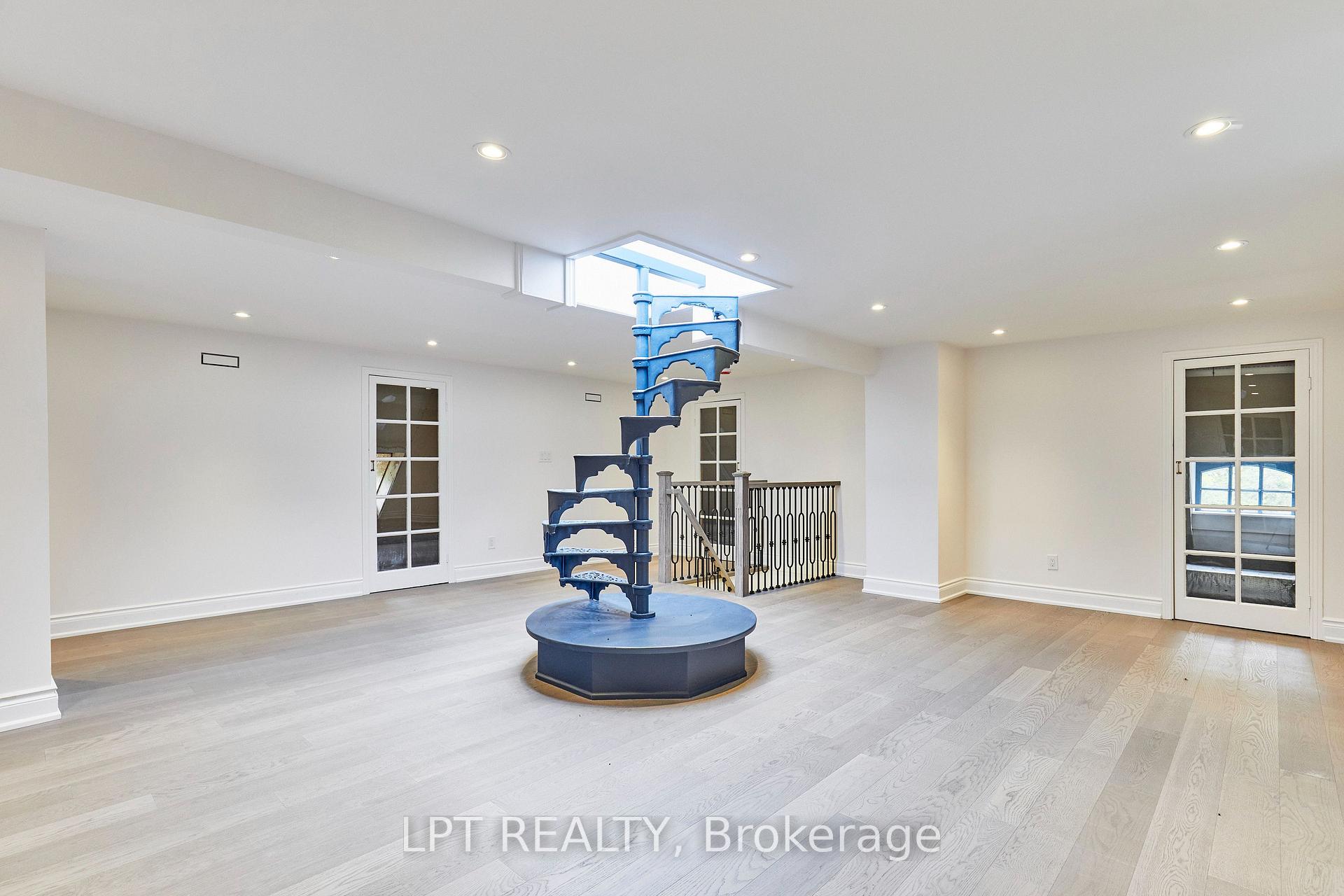 Photo 40 of 298 Wees Road, Uxbridge, Rural Uxbridge — HOMEH