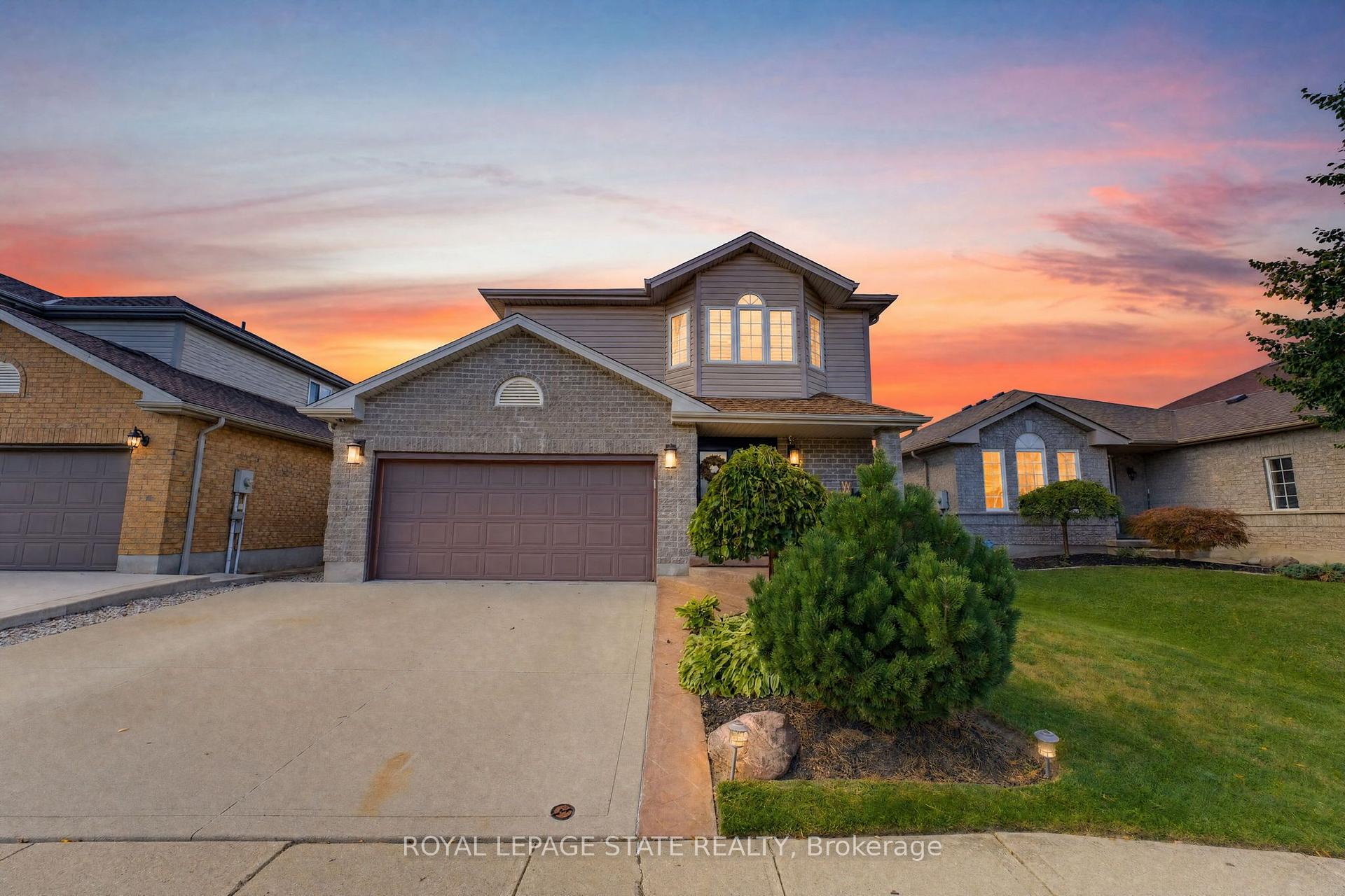 Photo 2 of 135 Mcnichol Drive, Cambridge, Little's Corners — HOMEH