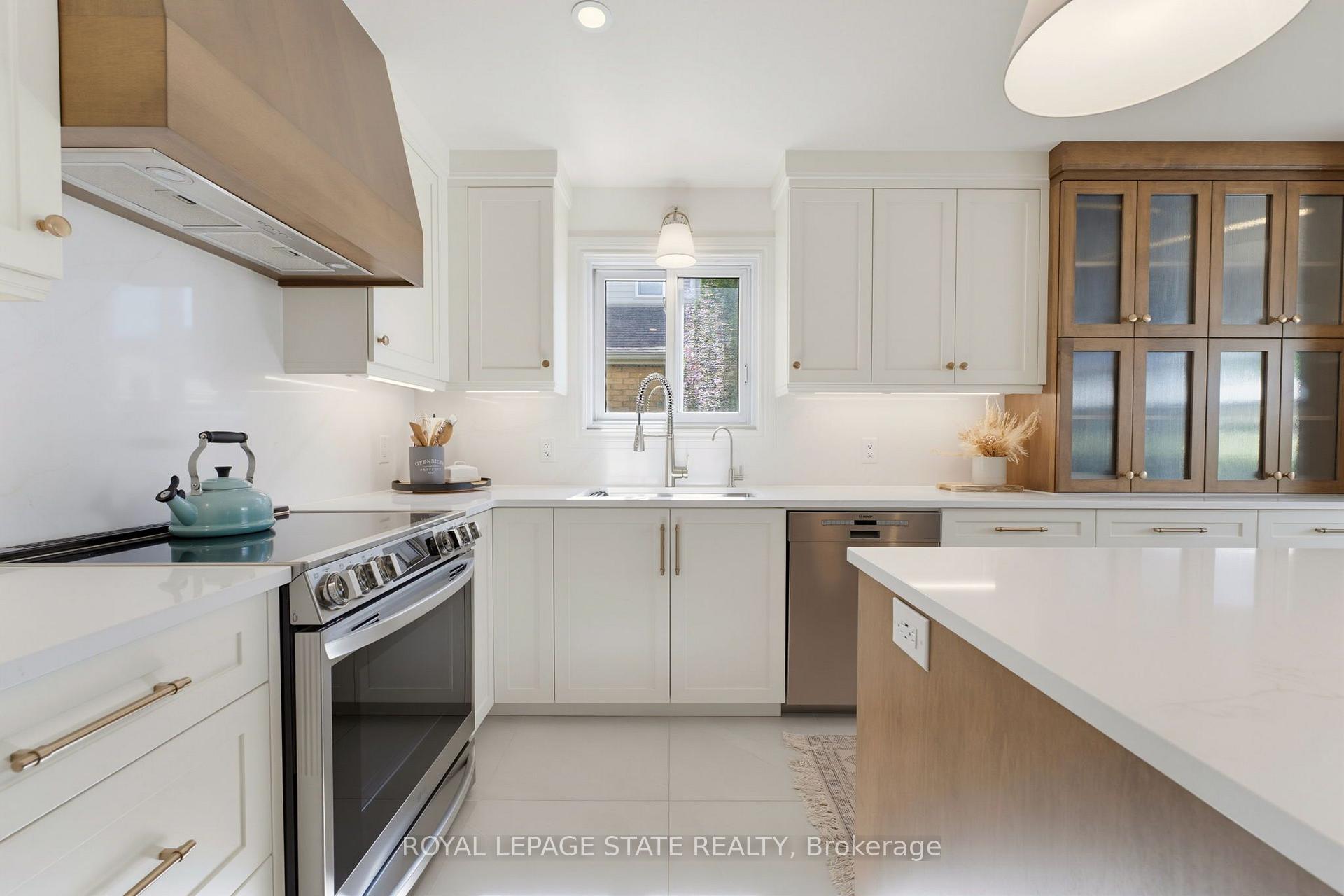 Photo 11 of 135 Mcnichol Drive, Cambridge, Little's Corners — HOMEH