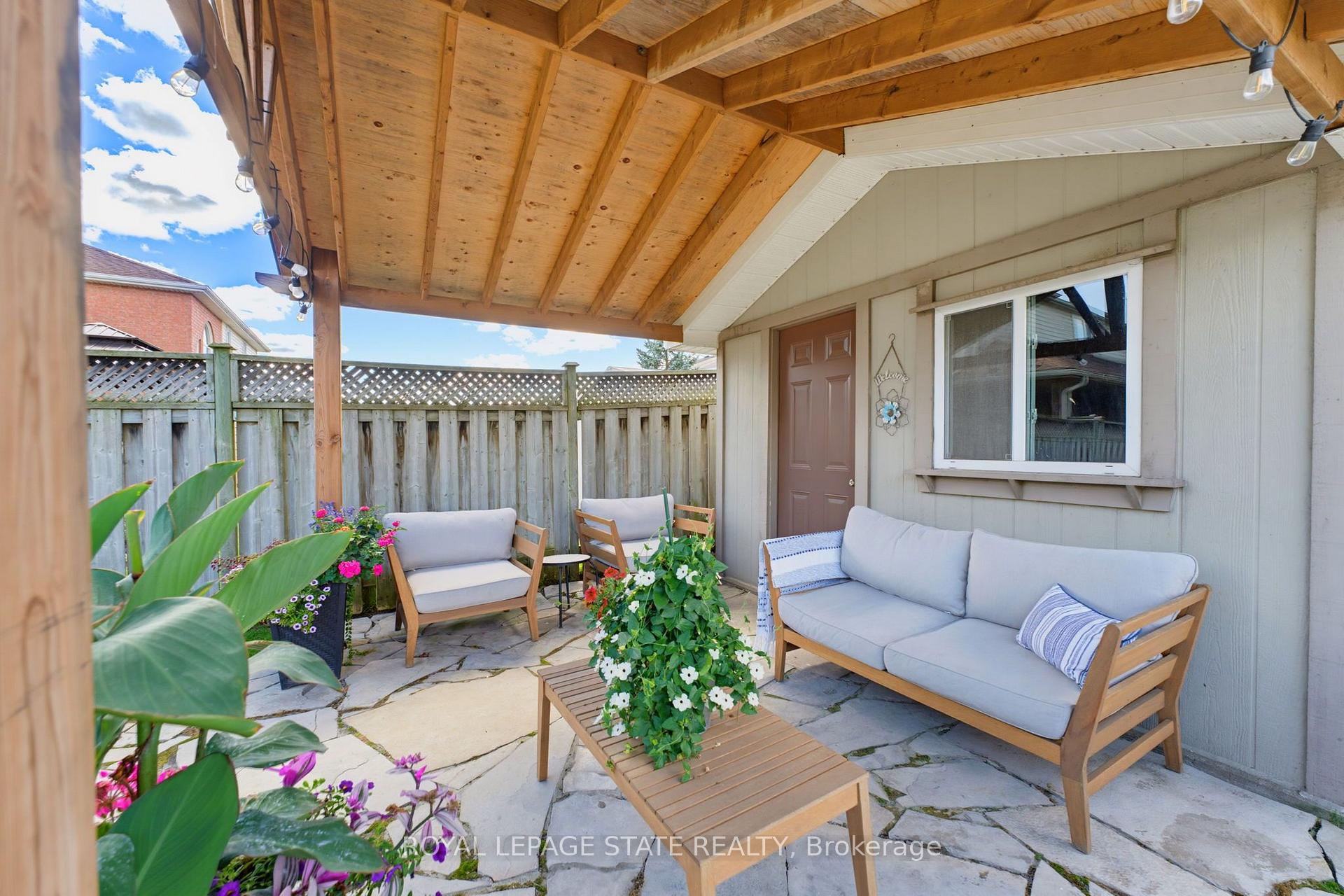 Photo 42 of 135 Mcnichol Drive, Cambridge, Little's Corners — HOMEH