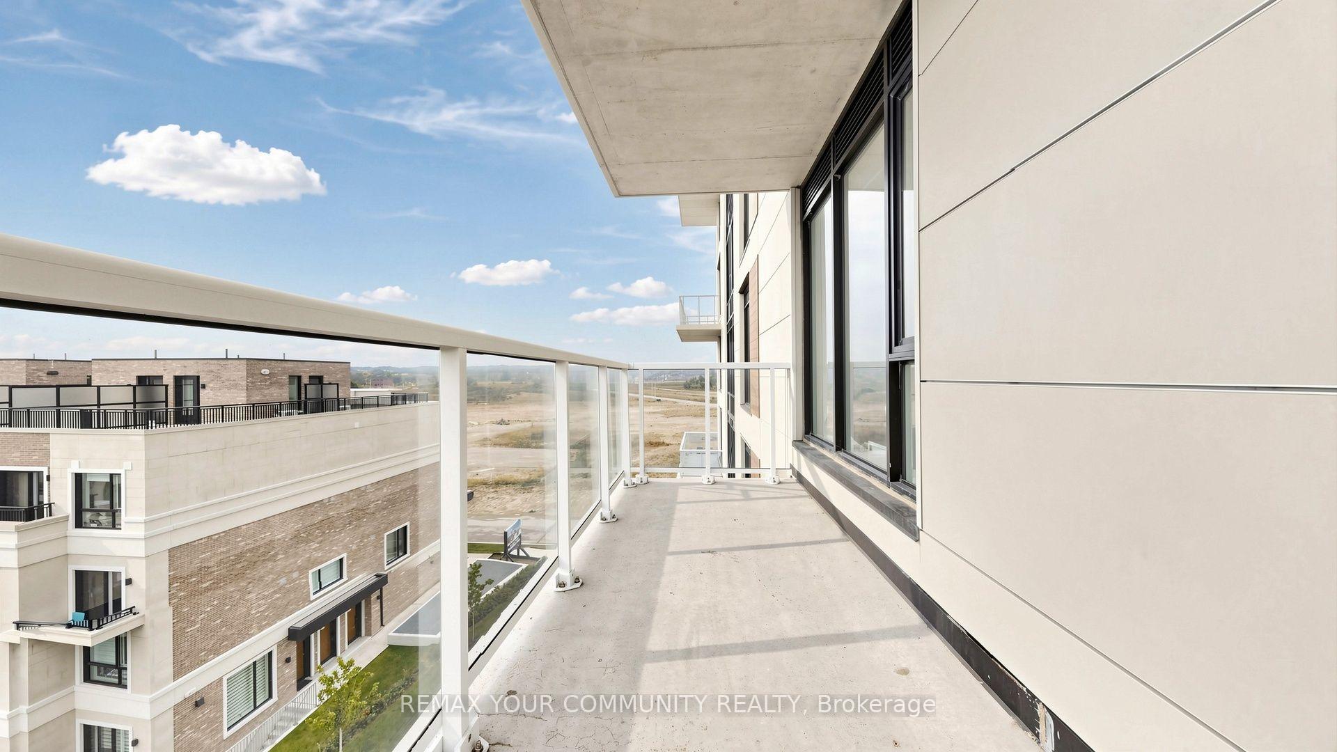 Photo 16 of Unit 524, 2 David Eyer Road, Richmond Hill, Rural Richmond Hill — HOMEH