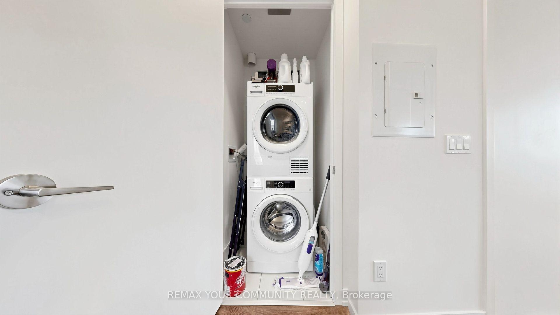 Photo 17 of Unit 524, 2 David Eyer Road, Richmond Hill, Rural Richmond Hill — HOMEH