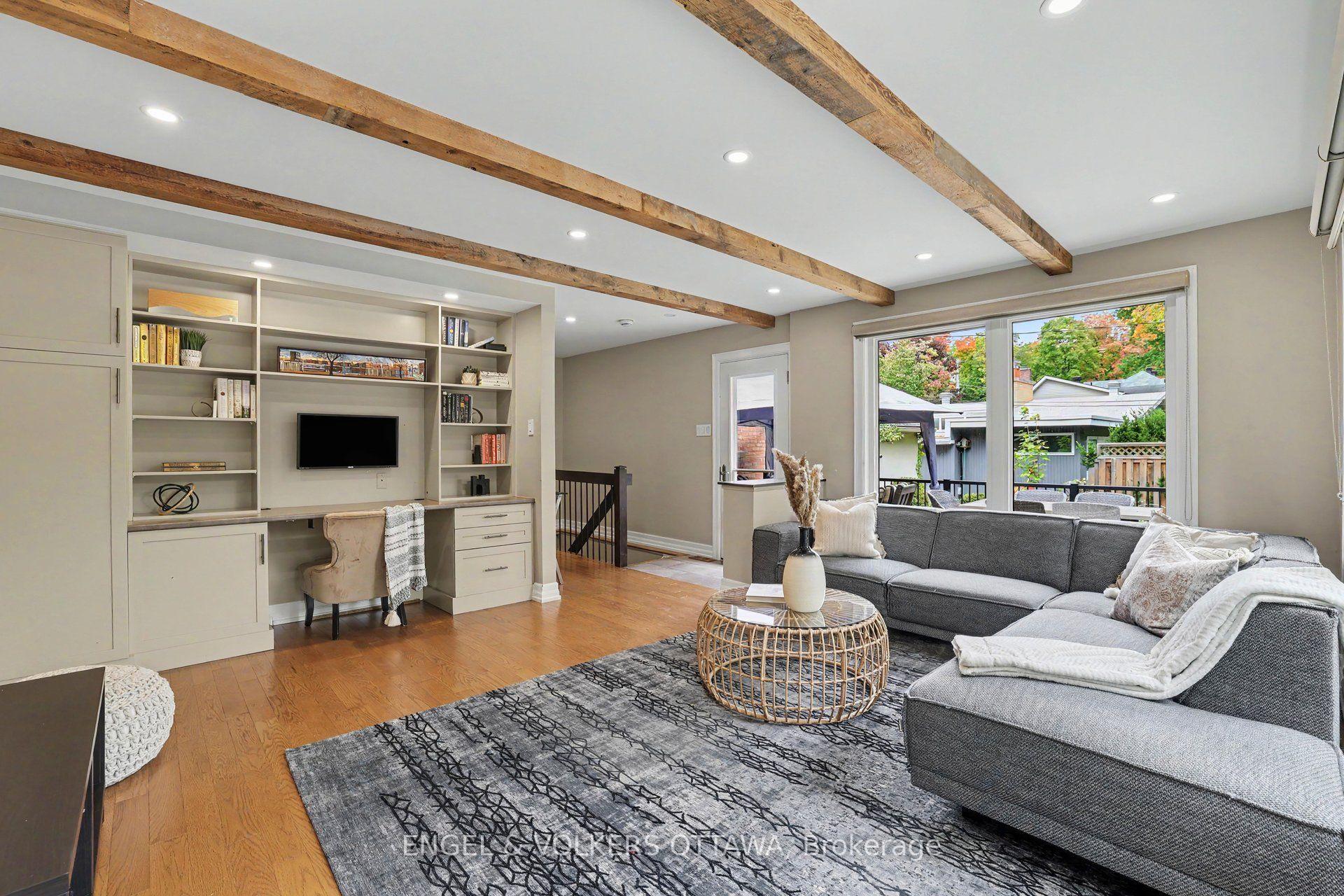 Photo 19 of 464 Thessaly Circle, Ottawa, Alta Vista/Faircrest Heights — HOMEH