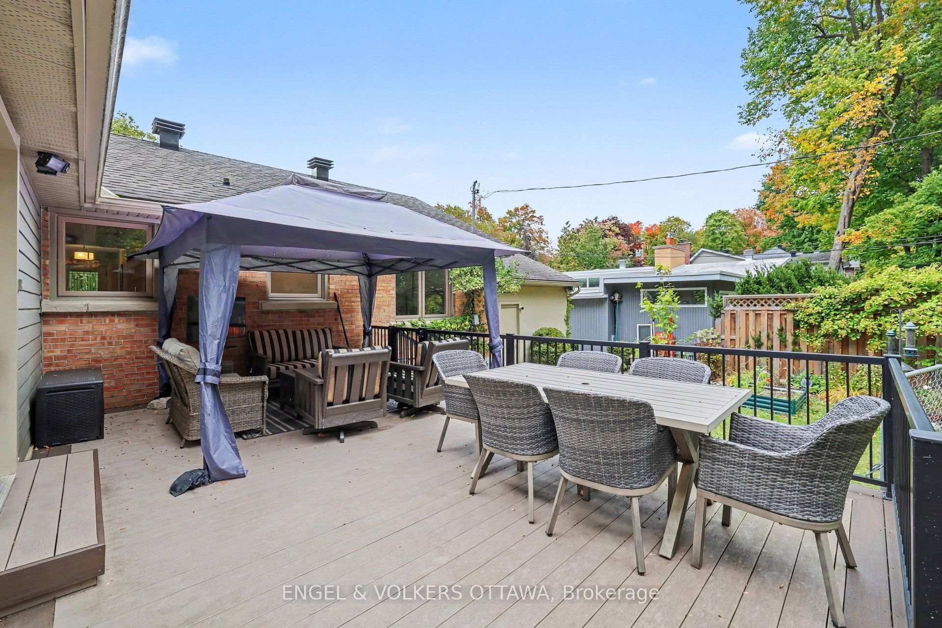 Photo 32 of 464 Thessaly Circle, Ottawa, Alta Vista/Faircrest Heights — HOMEH