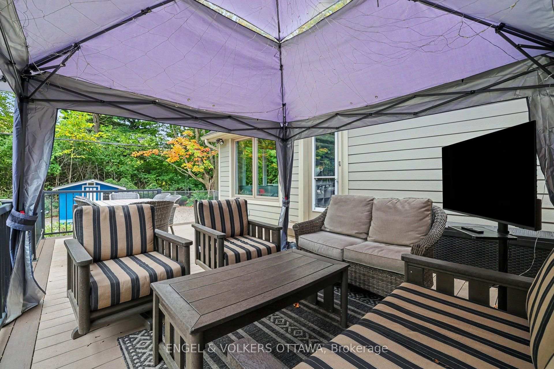 Photo 33 of 464 Thessaly Circle, Ottawa, Alta Vista/Faircrest Heights — HOMEH