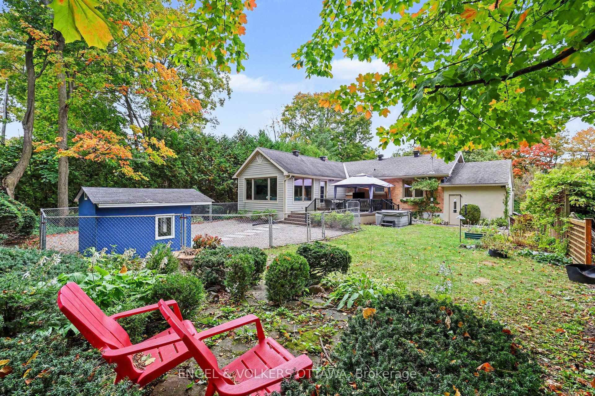 Photo 34 of 464 Thessaly Circle, Ottawa, Alta Vista/Faircrest Heights — HOMEH
