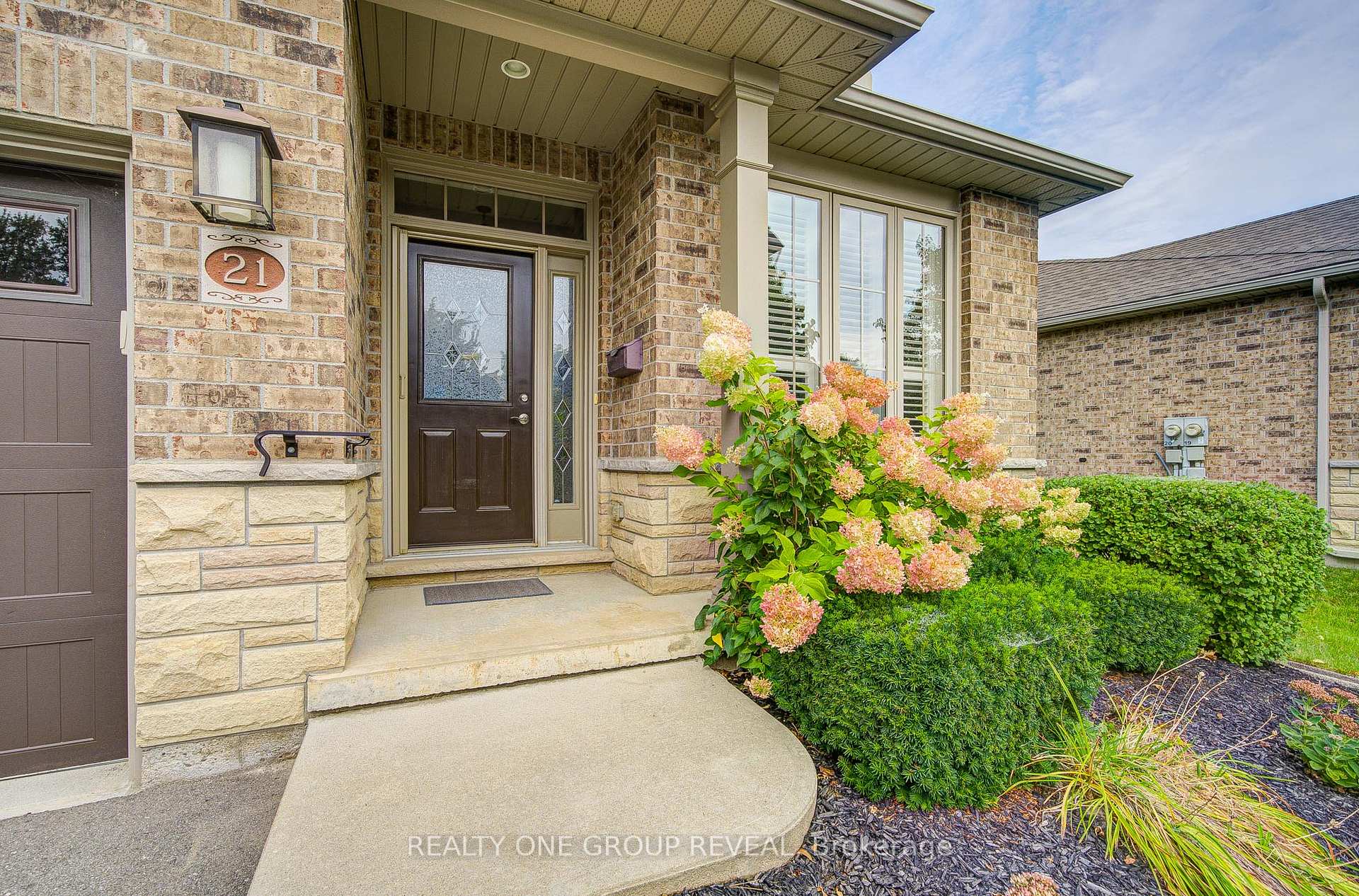 Photo 4 of Unit 21, 30 Cedar Street, Brant, Paris — HOMEH