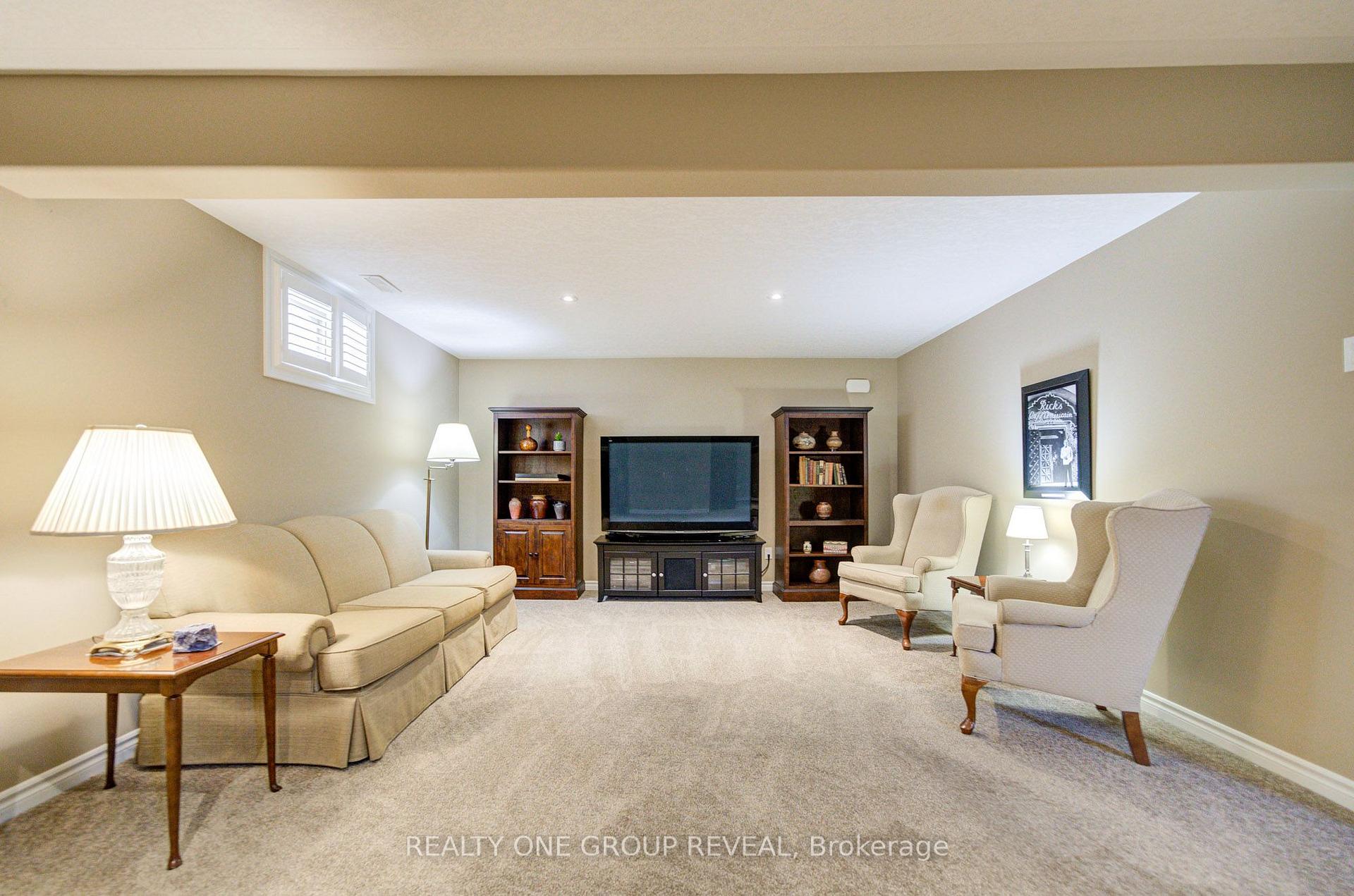 Photo 31 of Unit 21, 30 Cedar Street, Brant, Paris — HOMEH