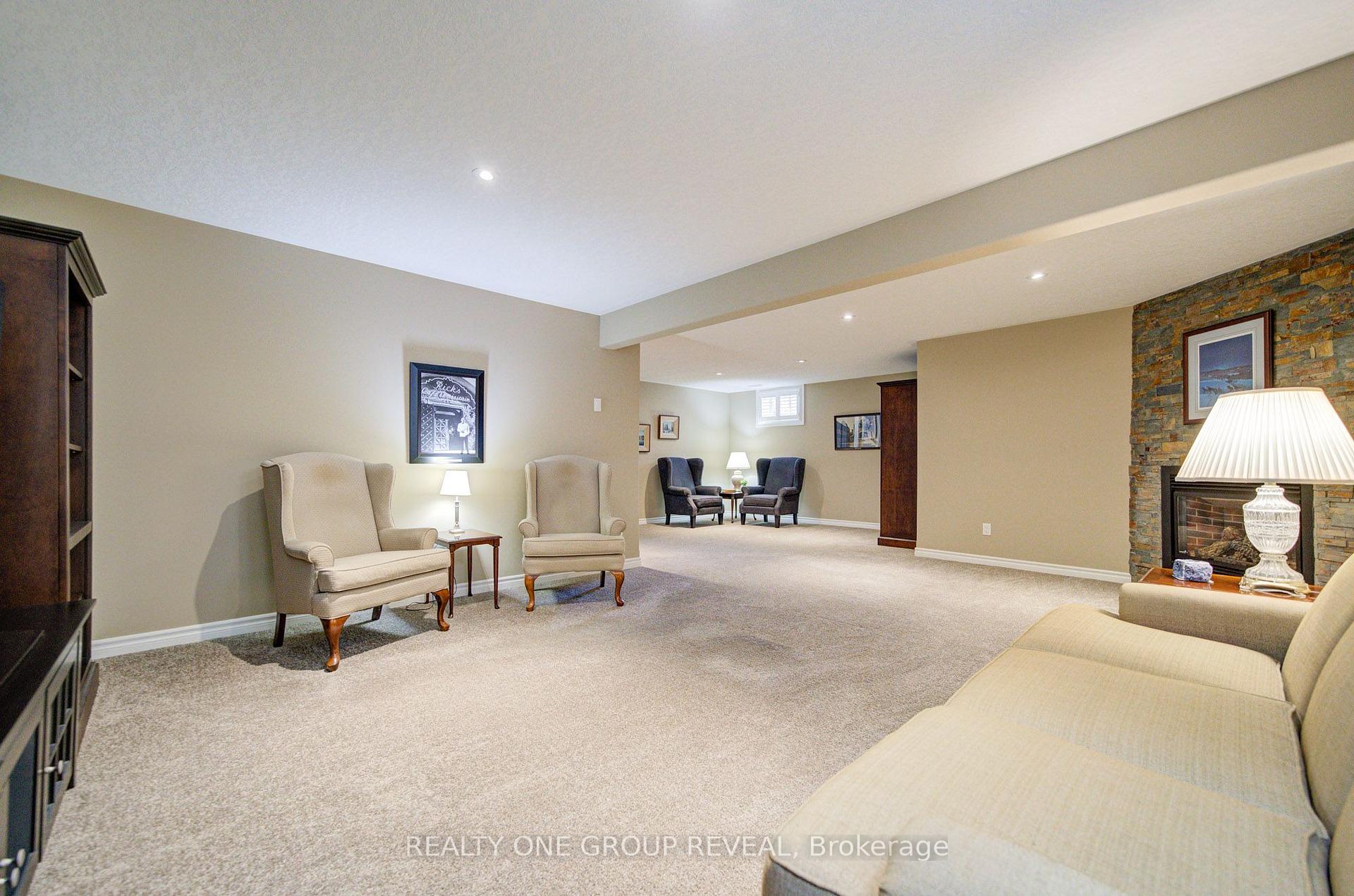 Photo 33 of Unit 21, 30 Cedar Street, Brant, Paris — HOMEH