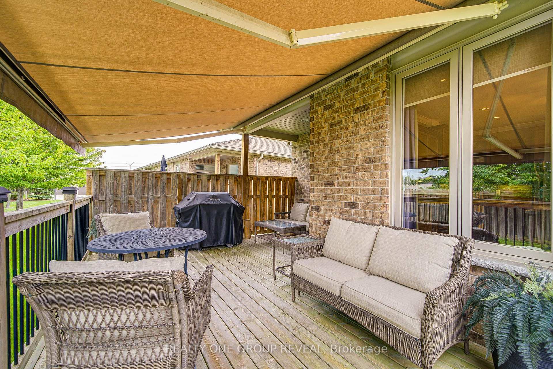Photo 43 of Unit 21, 30 Cedar Street, Brant, Paris — HOMEH