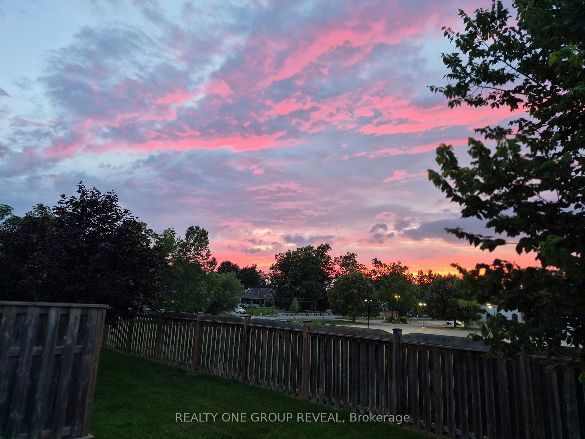 Photo 48 of Unit 21, 30 Cedar Street, Brant, Paris — HOMEH