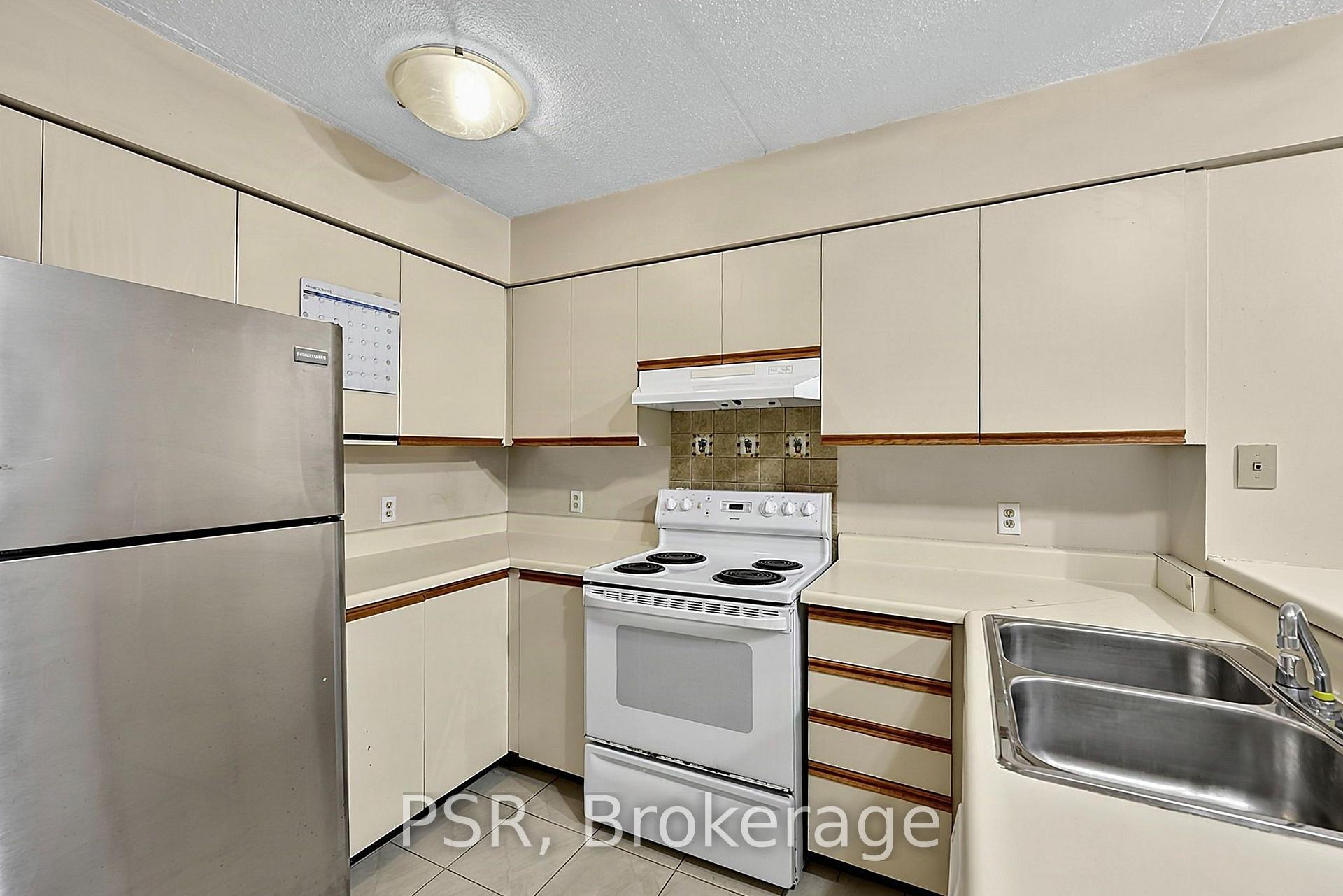 Photo 8 of Unit 183, 49 Trott Boulevard, Collingwood — HOMEH