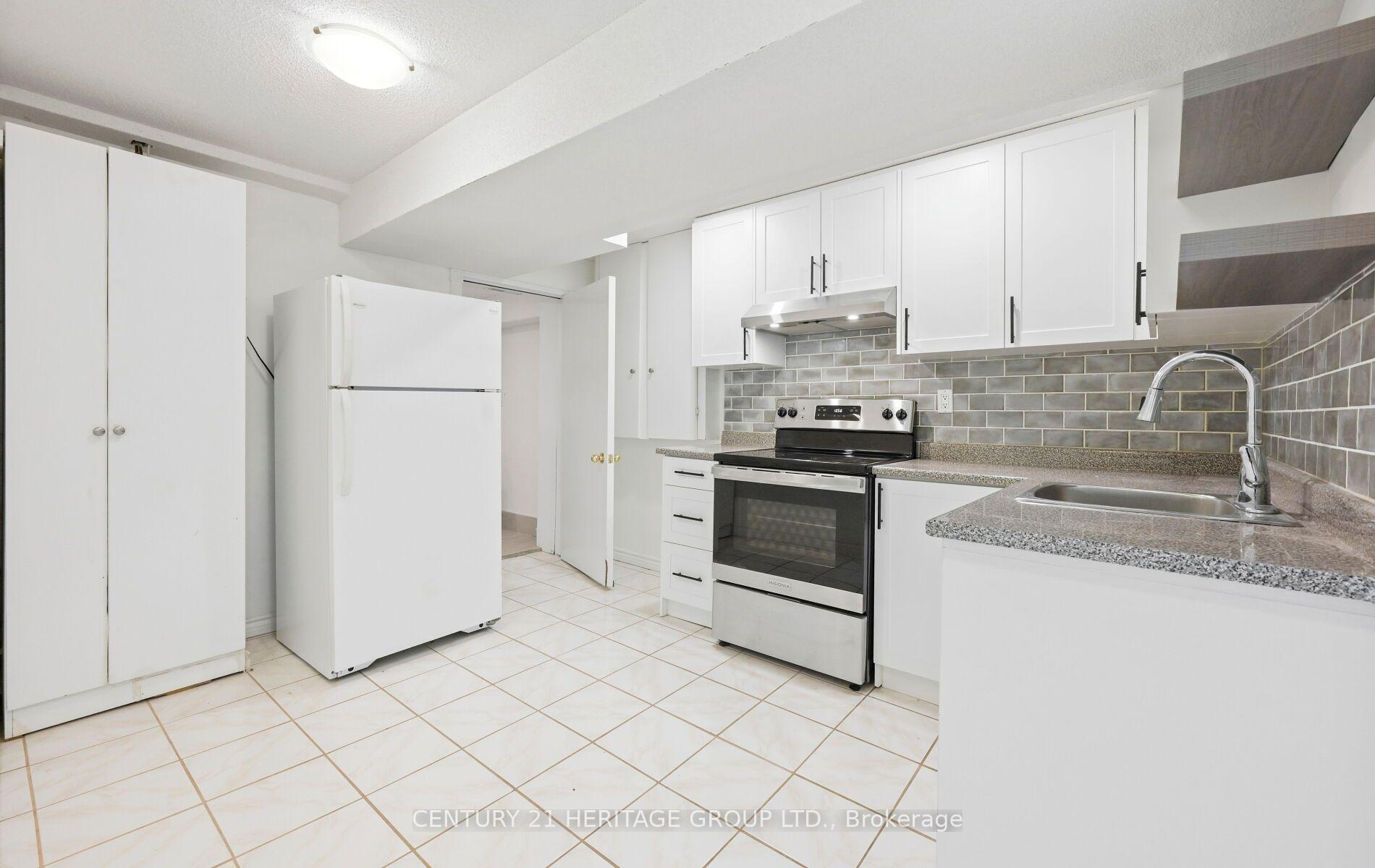 Photo 36 of 50 Bunting Drive, Vaughan, Vellore Village — HOMEH