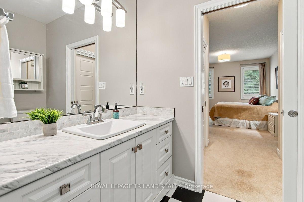 Photo 27 of 43 Hickory Lane, St. Thomas — HOMEH