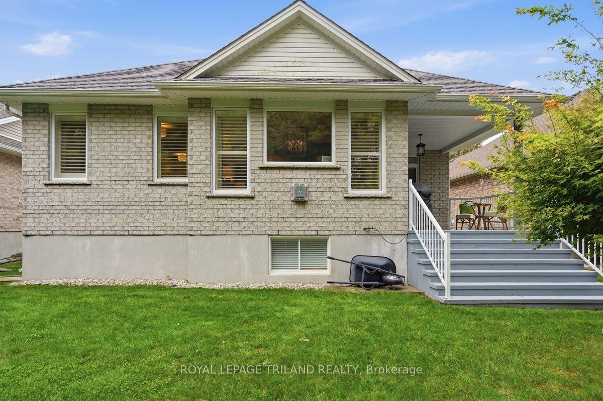 Photo 49 of 43 Hickory Lane, St. Thomas — HOMEH
