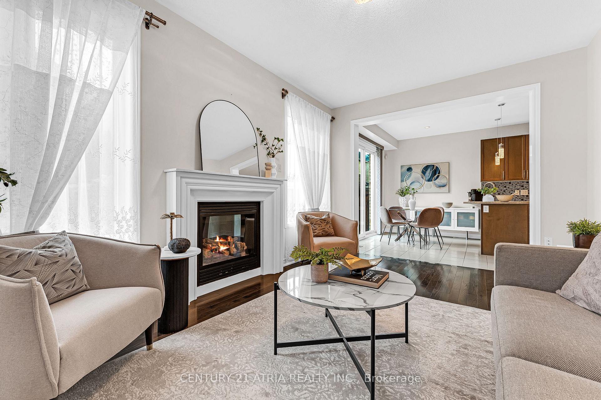 Photo 10 of 468 Kwapis Boulevard, Newmarket, Woodland Hill — HOMEH